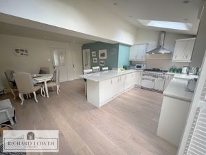 Open Plan Dining Kitchen- click for photo gallery